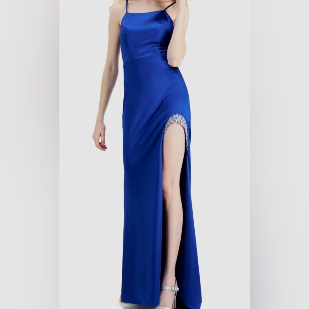City Studio - Elegant Blue Evening Gown